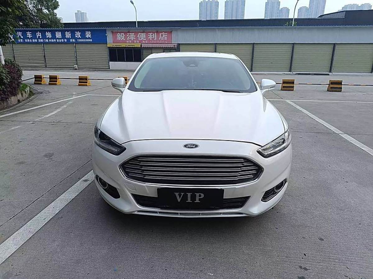 福特 蒙迪歐  2013款 2.0L GTDi200時(shí)尚型圖片