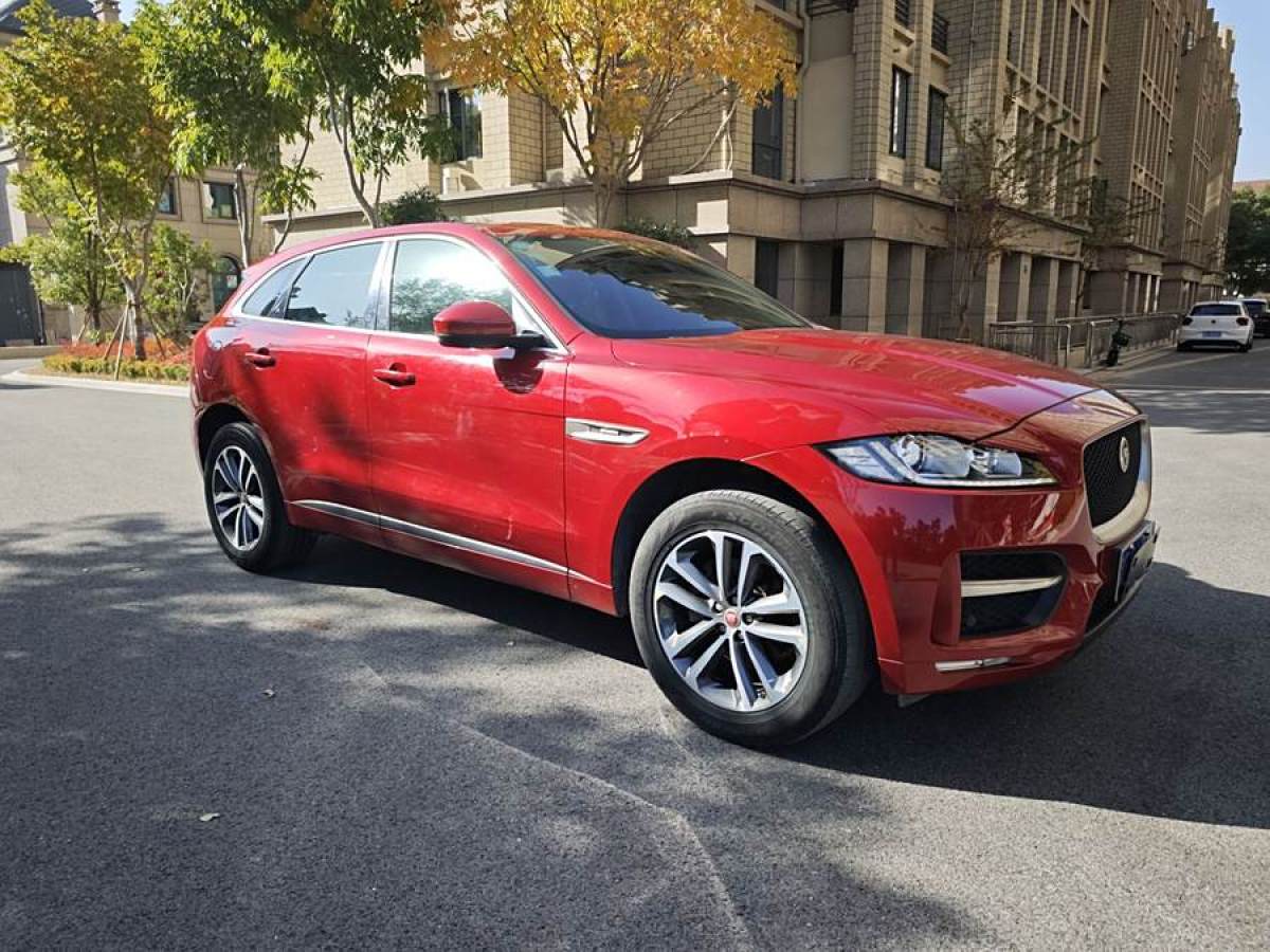 捷豹 F-PACE  2016款 2.0T 兩驅(qū)R-Sport運(yùn)動(dòng)版圖片