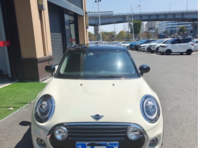 2020年11月 MINI MINI 1.5T COOPER 經(jīng)典派 五門版圖片