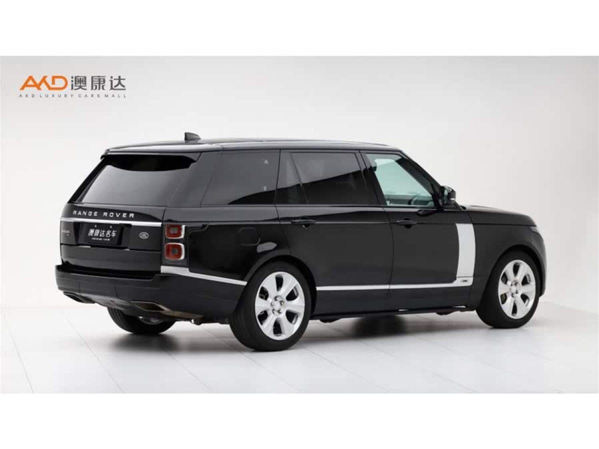 路虎 攬勝  2020款 3.0 L6 傳世加長(zhǎng)版圖片