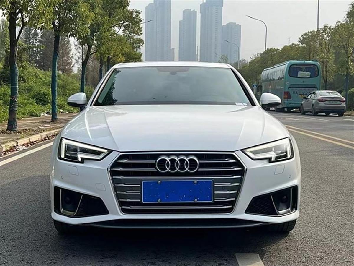 奧迪 奧迪A4L  2019款 40 TFSI 進取型 國V圖片