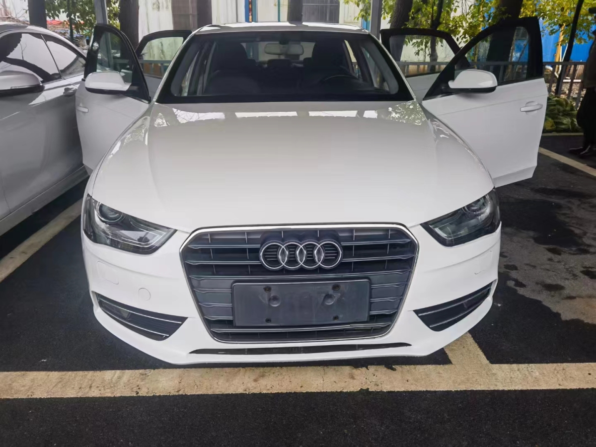 奧迪 奧迪A4L  2013款 35 TFSI 自動(dòng)舒適型圖片