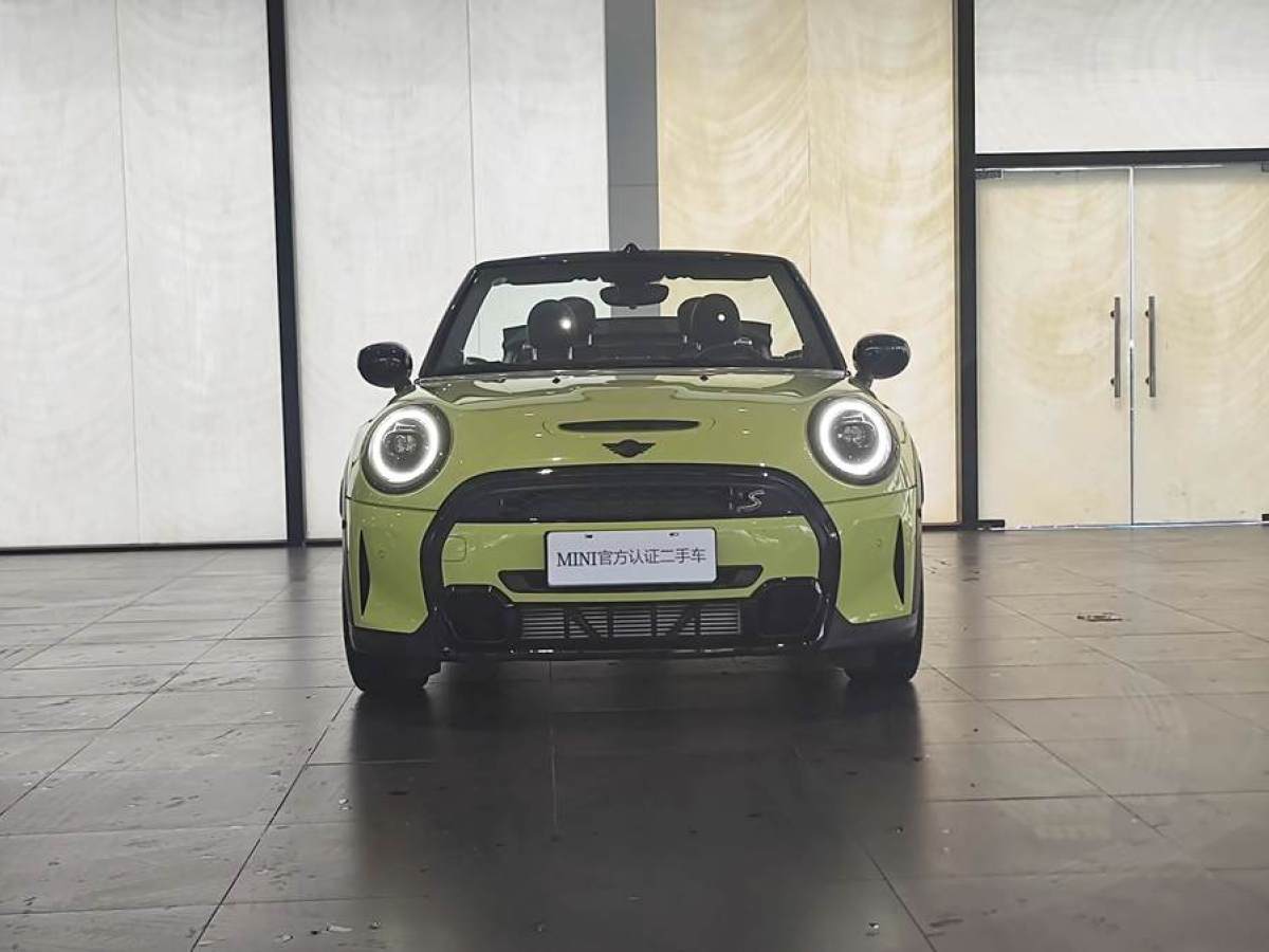 2023年11月MINI MINI  2023款 2.0T COOPER S CABRIO 藝術(shù)家