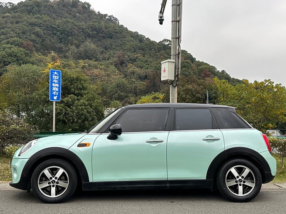 MINI MINI  2016款 1.2T ONE 五門版圖片