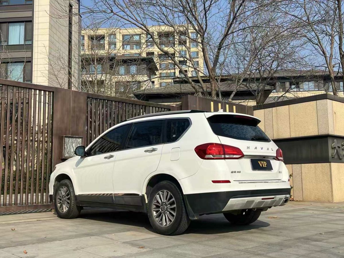 哈弗 H6  2018款 紅標(biāo)H6 COUPE 1.5T DCT兩驅(qū)豪華型圖片