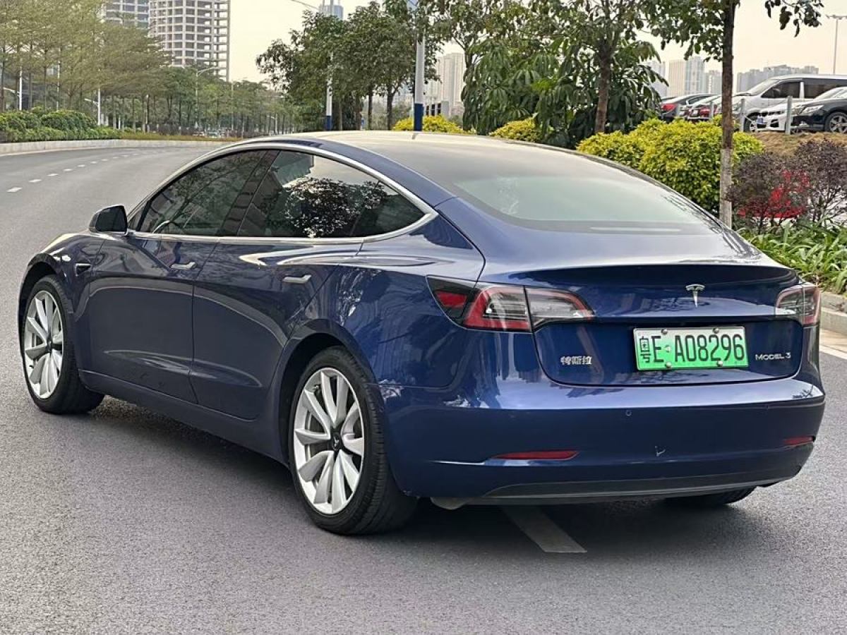 特斯拉 Model 3  2019款 標(biāo)準(zhǔn)續(xù)航后驅(qū)升級版圖片