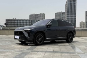 ES8 蔚來 580KM 基準版 七座版
