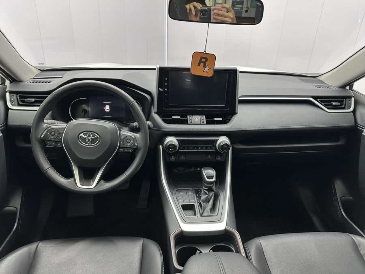 豐田 RAV4榮放  2020款 2.0L CVT四驅(qū)風(fēng)尚PLUS版圖片