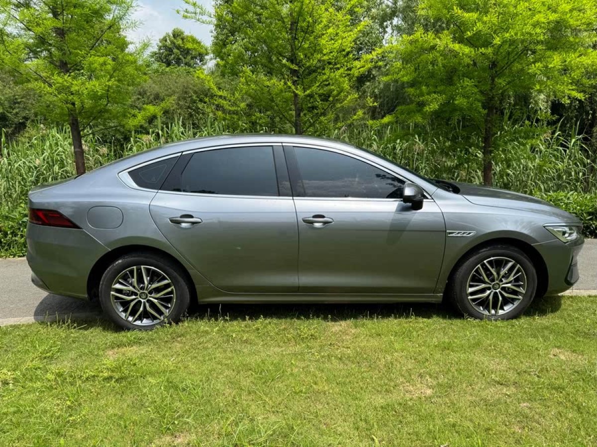 比亞迪 秦PLUS  2024款 榮耀版 EV 510KM超越型圖片