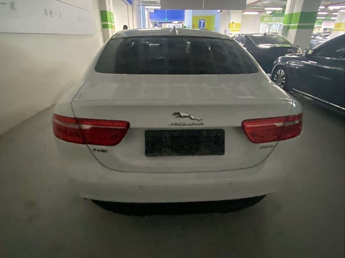 捷豹 XE  2015款 2.0T 200PS R-Sport圖片