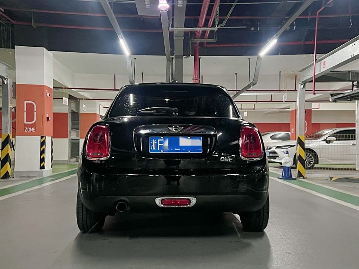 MINI MINI  2015款 1.2T ONE 五門版圖片