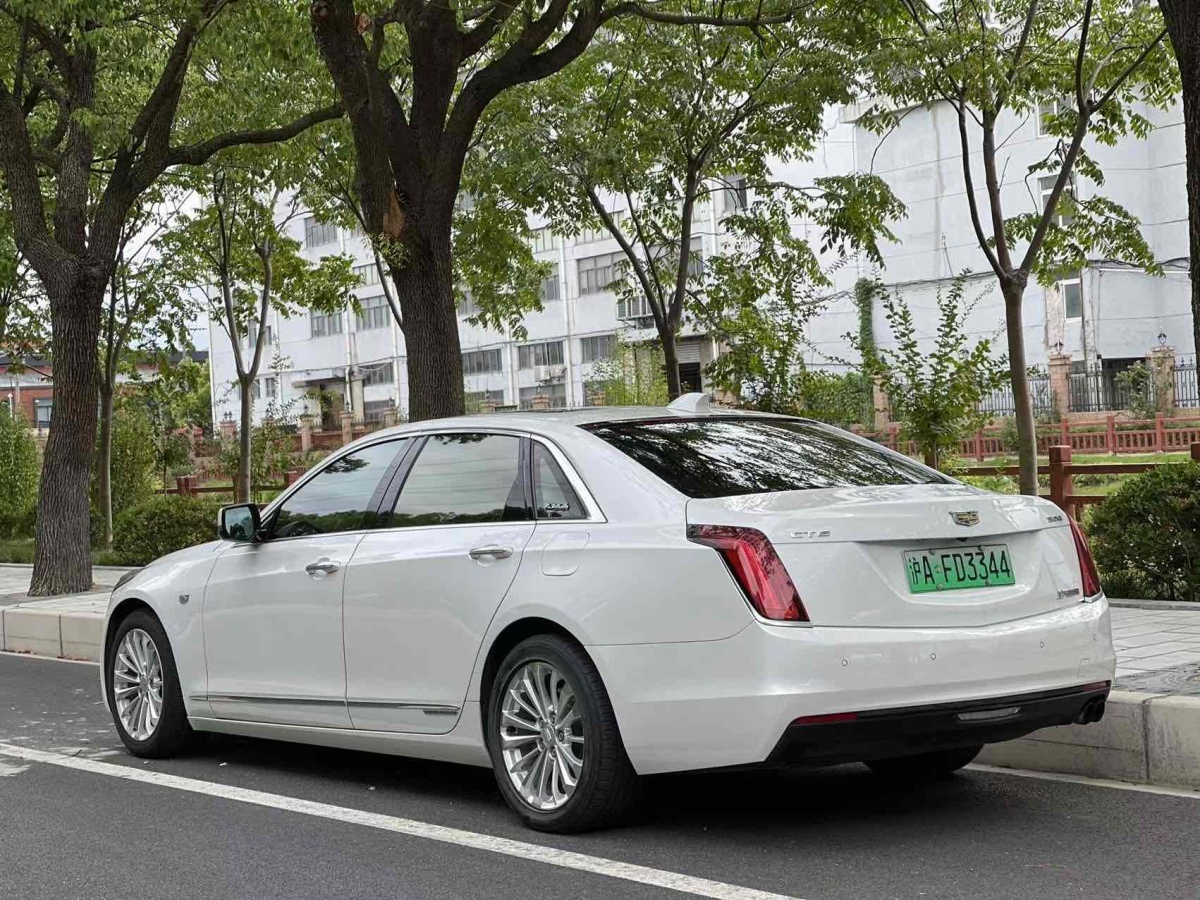 凱迪拉克 CT6 PLUG-IN  2017款 30E 精英型圖片