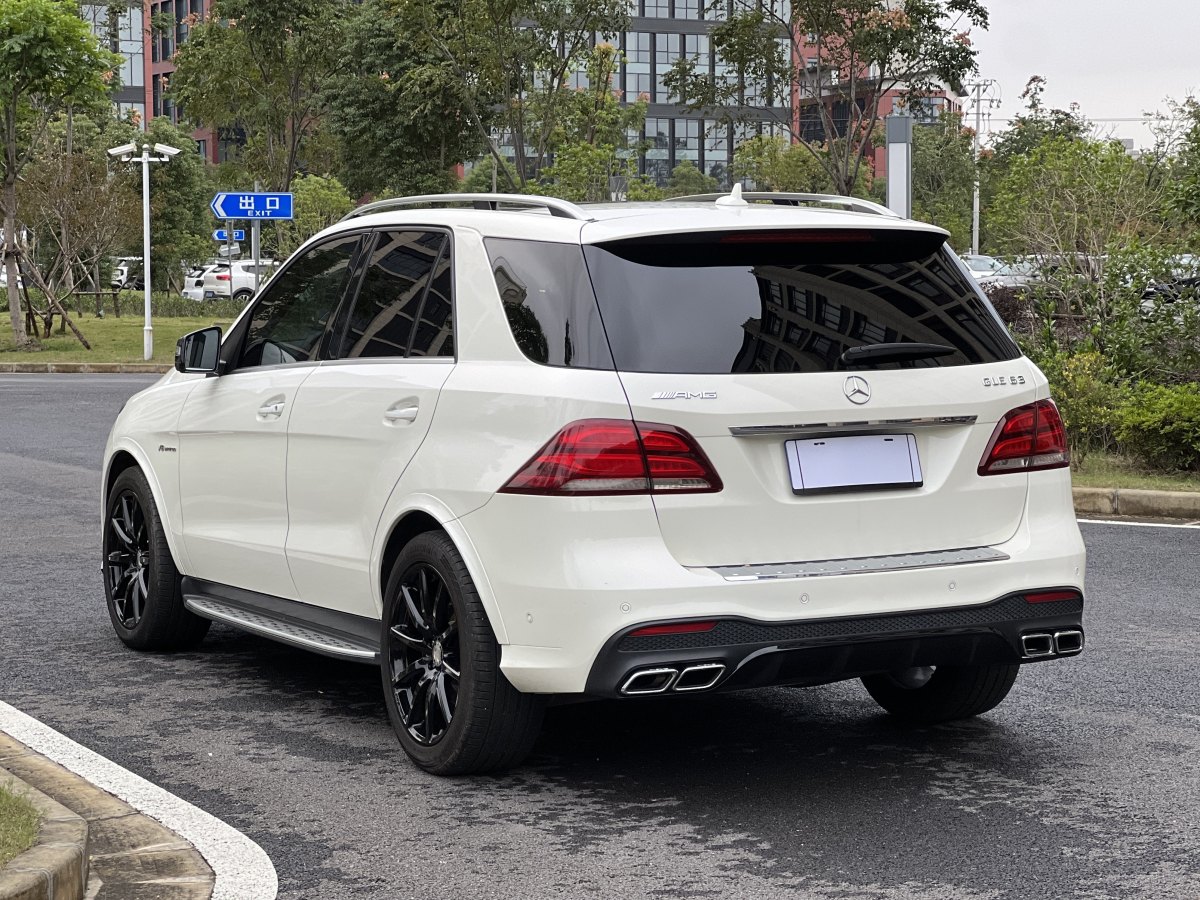 奔馳 奔馳GLE AMG  2015款 AMG GLE 63 4MATIC圖片