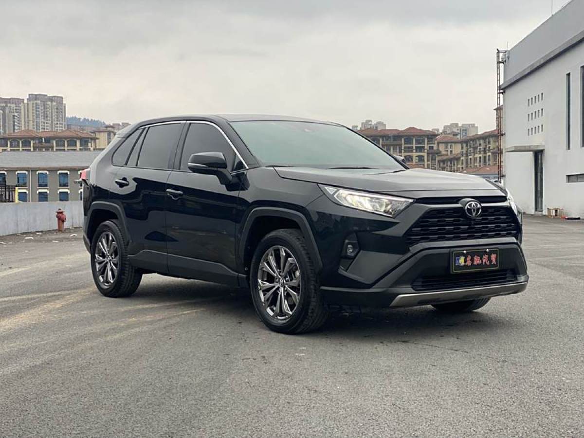 豐田 RAV4榮放  2023款 2.0L CVT兩驅(qū)風(fēng)尚版圖片