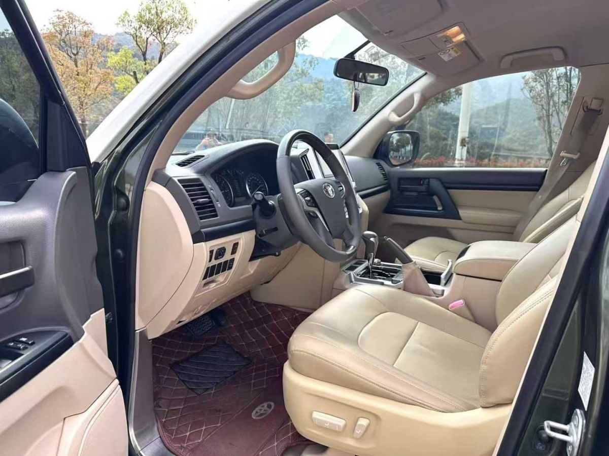 豐田 蘭德酷路澤  2015款 4.6L V8 中東限量版圖片