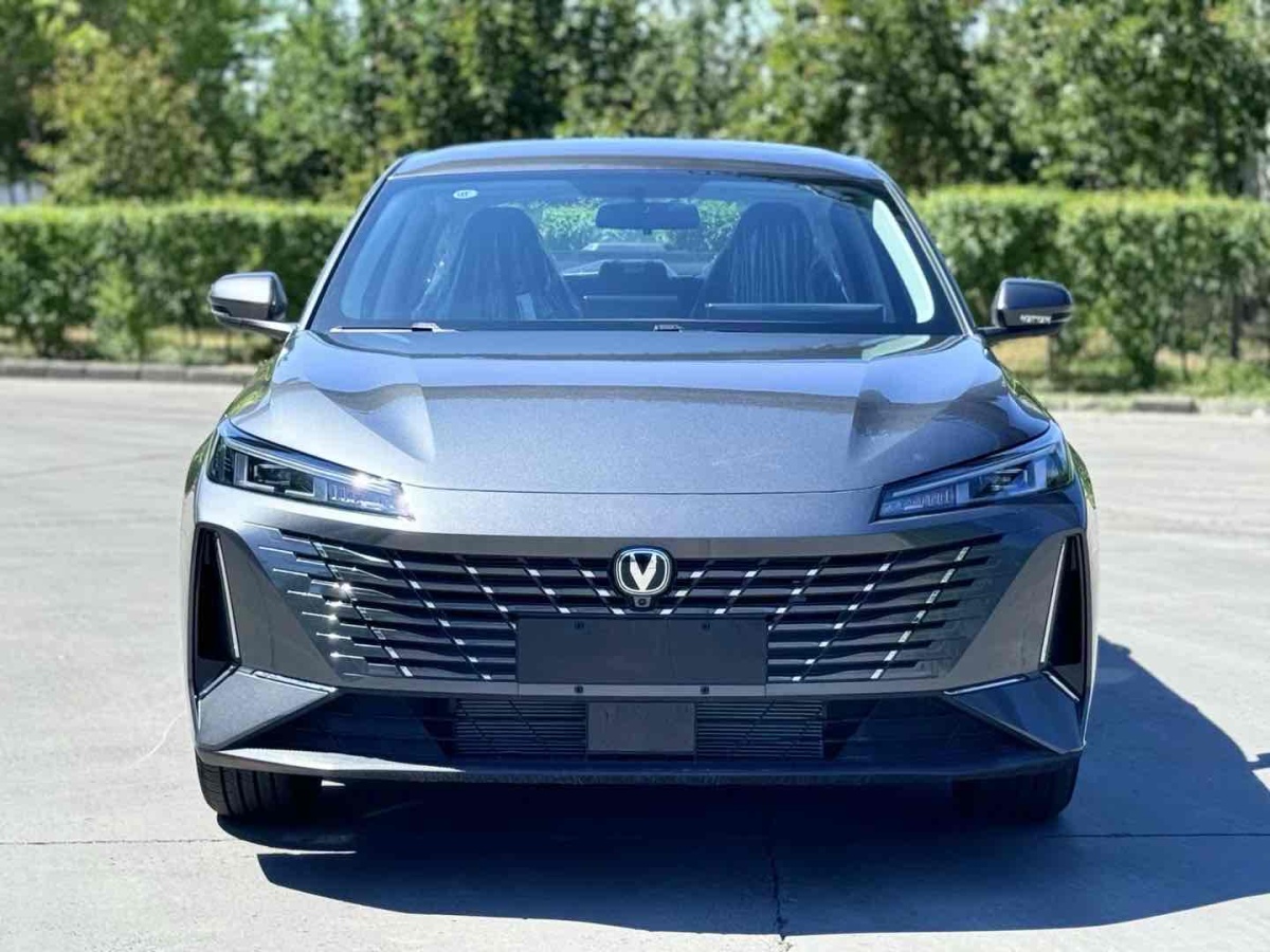 長(zhǎng)安 逸動(dòng)  2024款 1.5T GDI自動(dòng) 尊貴型圖片