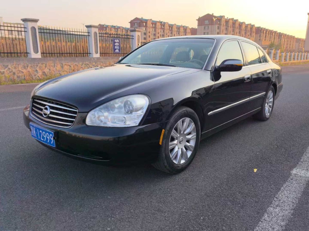 日產(chǎn) 風(fēng)度  2004款 2.0 G圖片