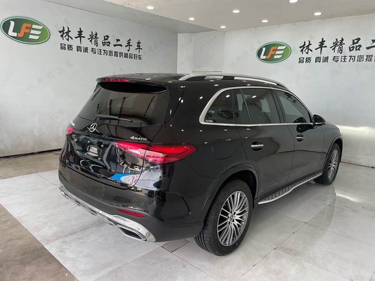 奔馳 奔馳GLC  2023款 改款 GLC 300 L 4MATIC 動感型 5座圖片