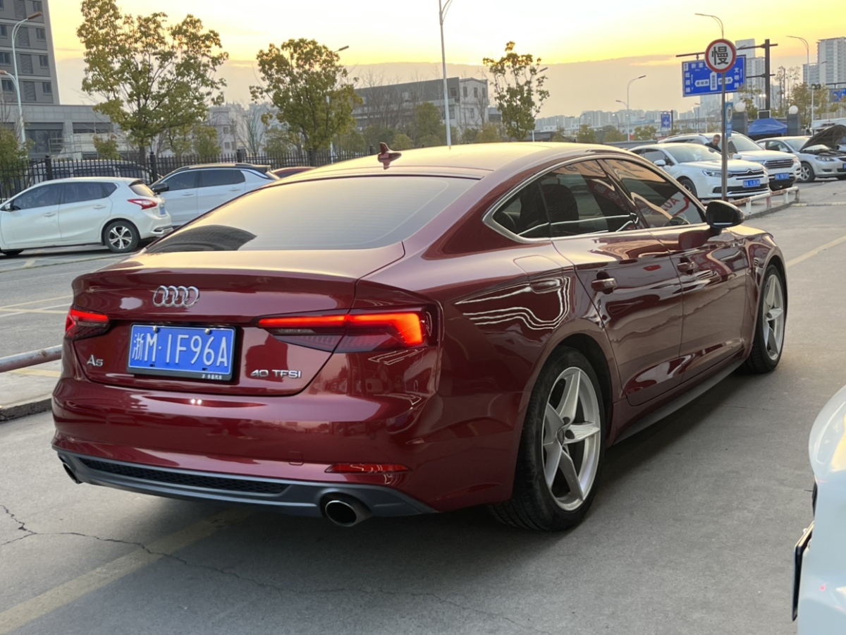 奧迪 奧迪A5  2019款 Sportback 40 TFSI 時(shí)尚型圖片