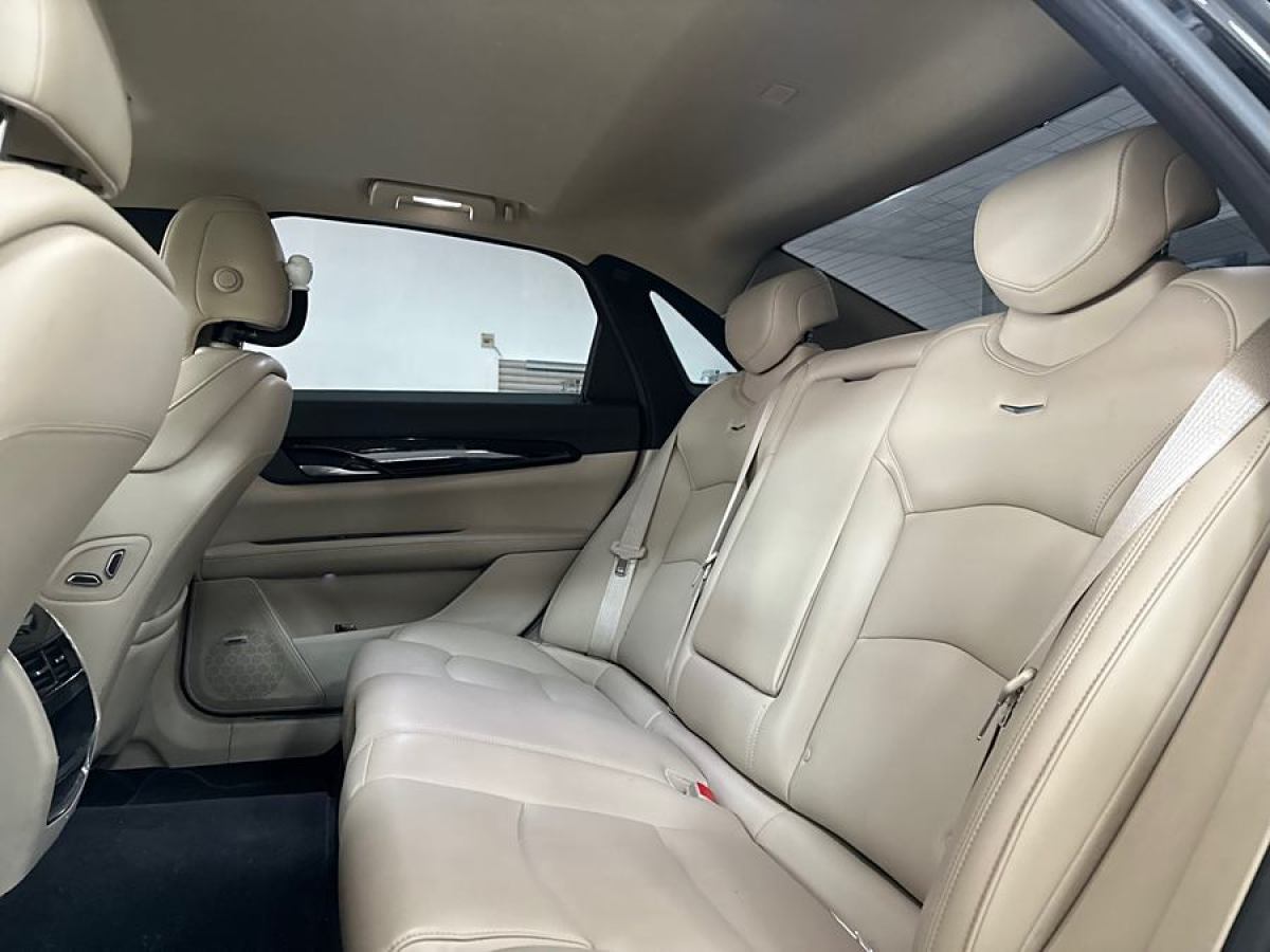 凱迪拉克 CT6  2017款 28T 豪華型圖片