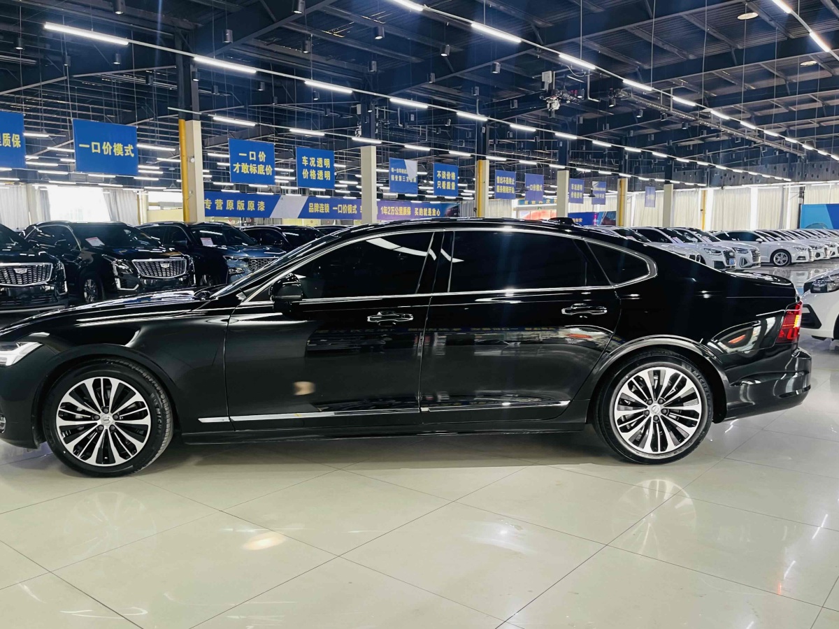 2023年7月沃爾沃 S90  2023款 B5 智逸豪華版