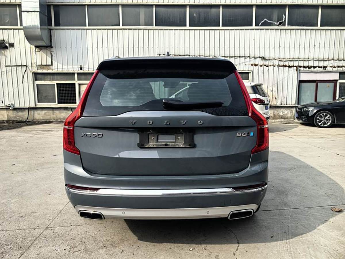 2021年6月沃爾沃 XC90  2021款 B6 智雅豪華版 7座