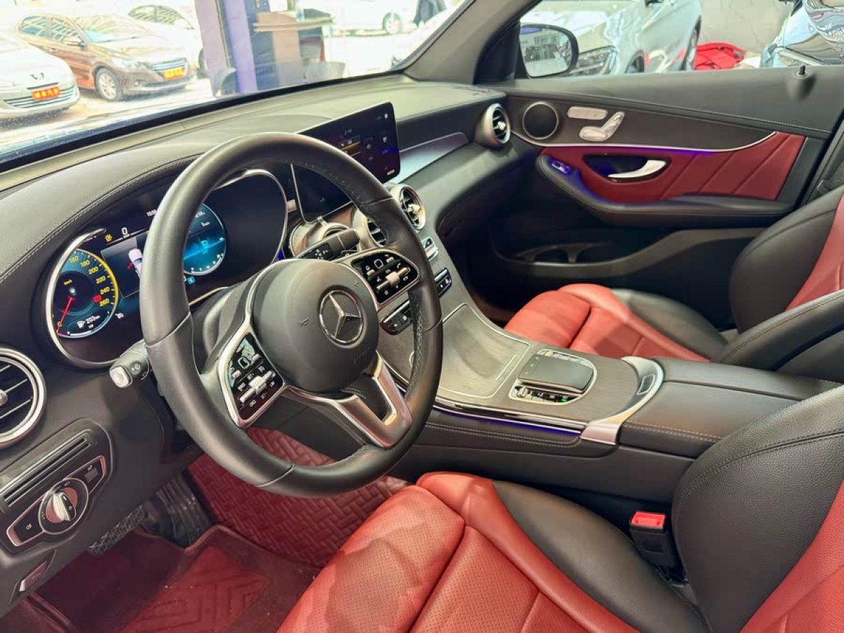 奔馳 奔馳GLC  2023款 改款 GLC 300 4MATIC 轎跑SUV圖片