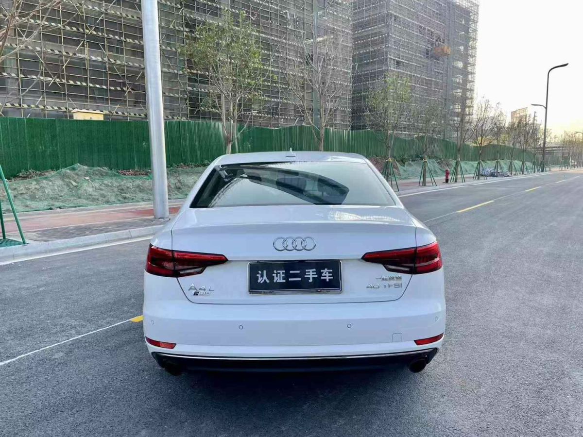 奧迪 奧迪A4L  2017款 A4L 40TFSI 時尚型圖片