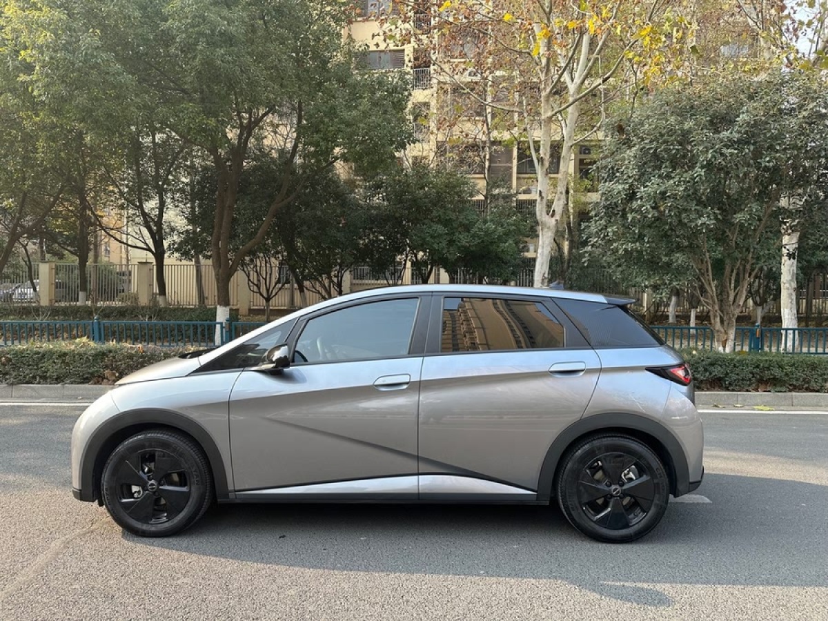 比亞迪 海豚  2023款 420km 時(shí)尚版圖片