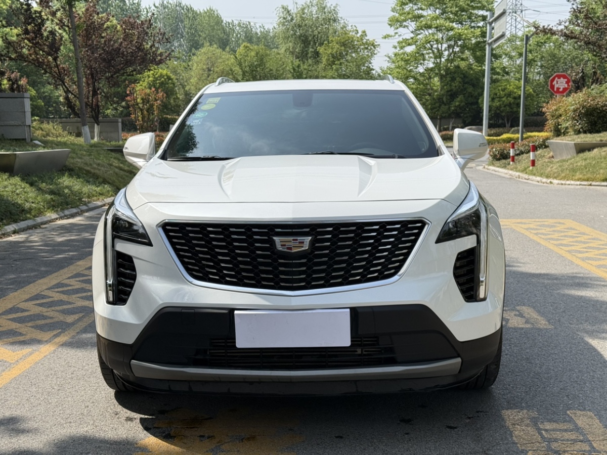 凱迪拉克 XT4  2018款 28T 兩驅(qū)領(lǐng)先型圖片