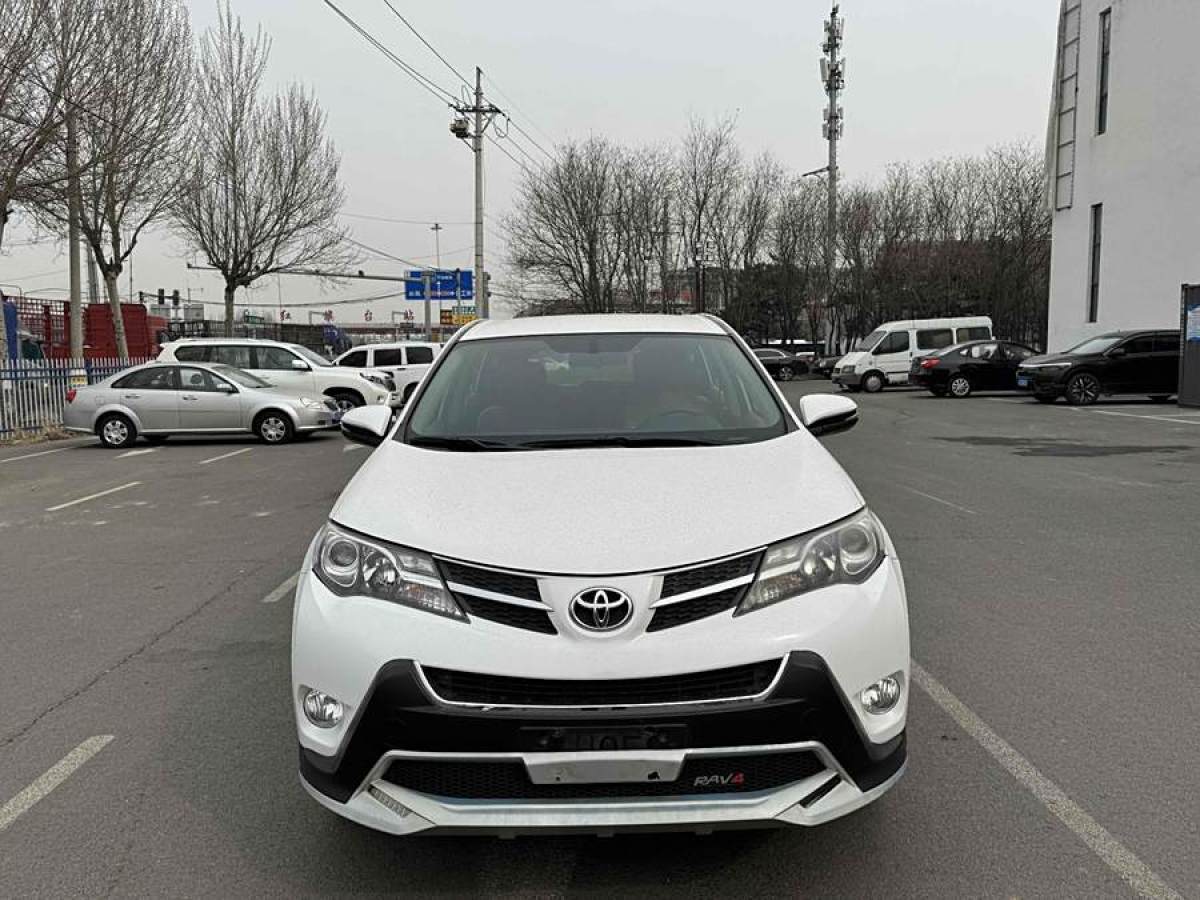 2013年9月豐田 RAV4榮放  2013款 2.0L CVT兩驅(qū)都市版