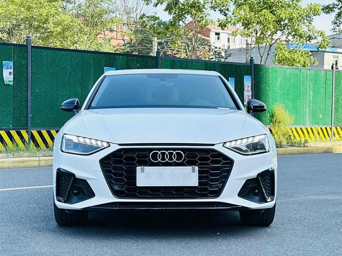 奧迪 奧迪A4L  2022款 40 TFSI 豪華動感型圖片