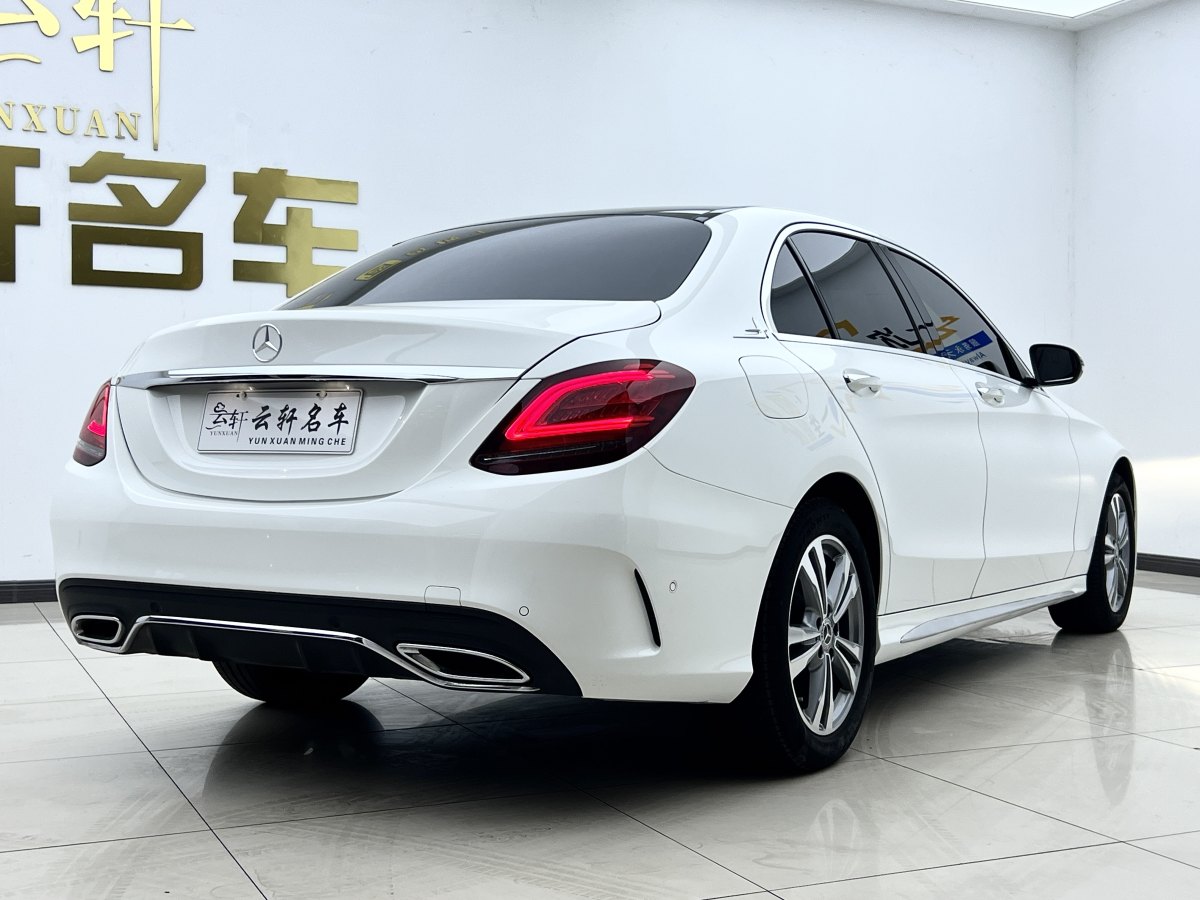 奔馳 奔馳C級(jí)  2021款 C 200 L 時(shí)尚型運(yùn)動(dòng)版圖片