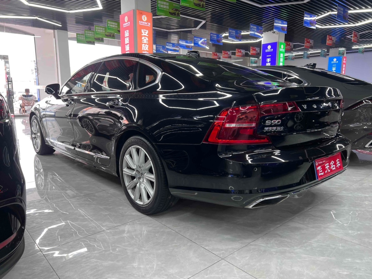 沃爾沃 S90  2020款  T5 智逸豪華版圖片