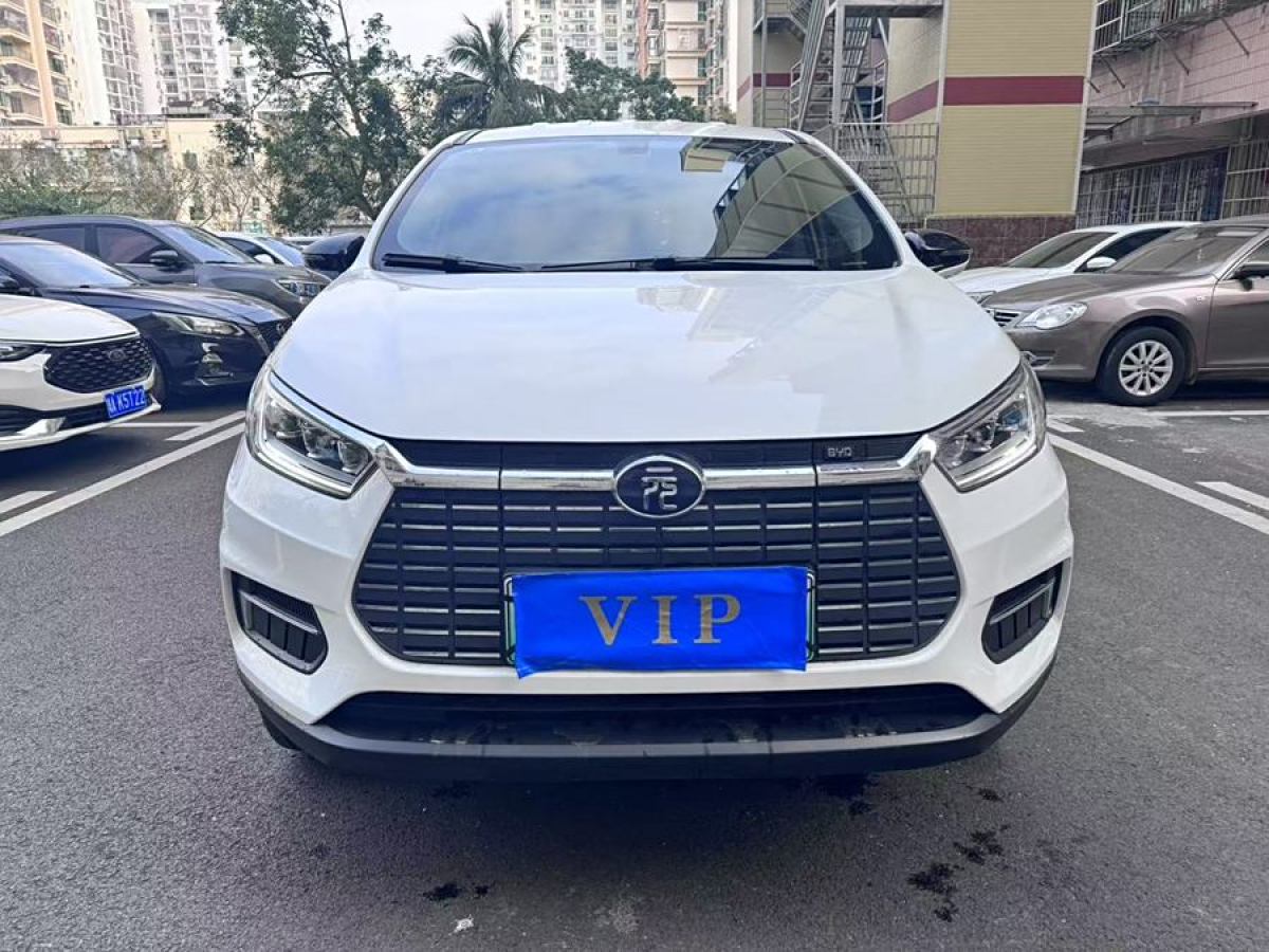 比亞迪 元新能源  2019款 EV535 智聯(lián)領(lǐng)創(chuàng)型圖片