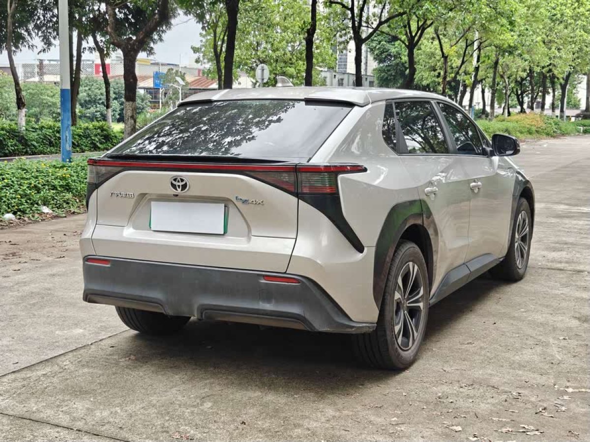 豐田 廣汽豐田bZ4X  2022款 長續(xù)航Elite圖片