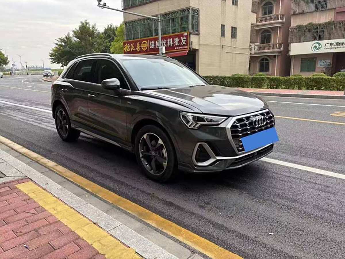 奧迪 奧迪Q3  2020款 35 TFSI 時(shí)尚動(dòng)感型圖片