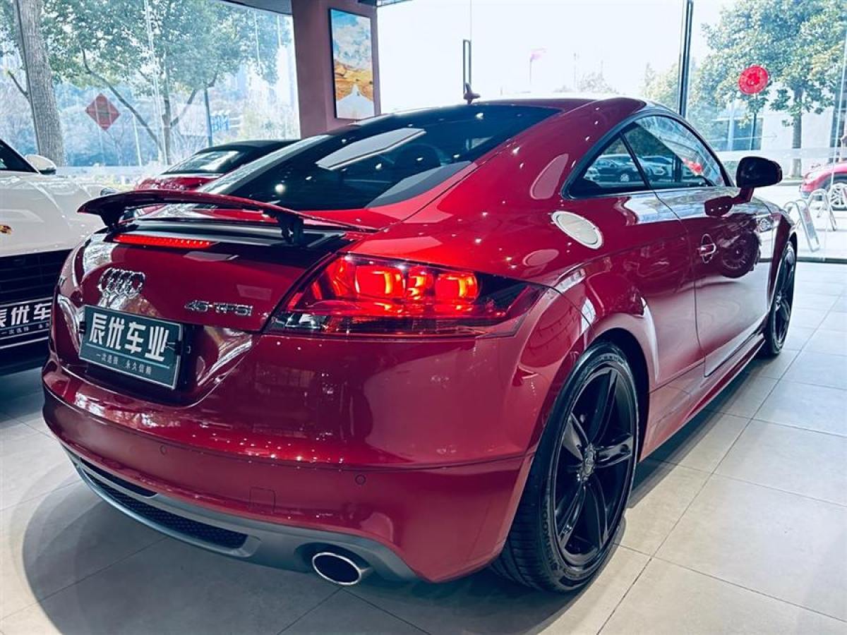 奧迪 奧迪TT  2013款 TT Coupe 45 TFSI 彩色夢幻版圖片