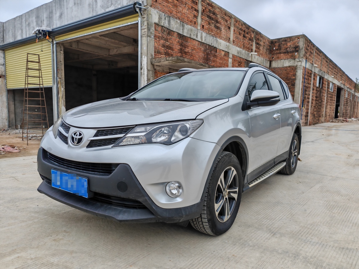 豐田 RAV4  2018款 榮放 2.0L CVT兩驅(qū)風(fēng)尚版圖片