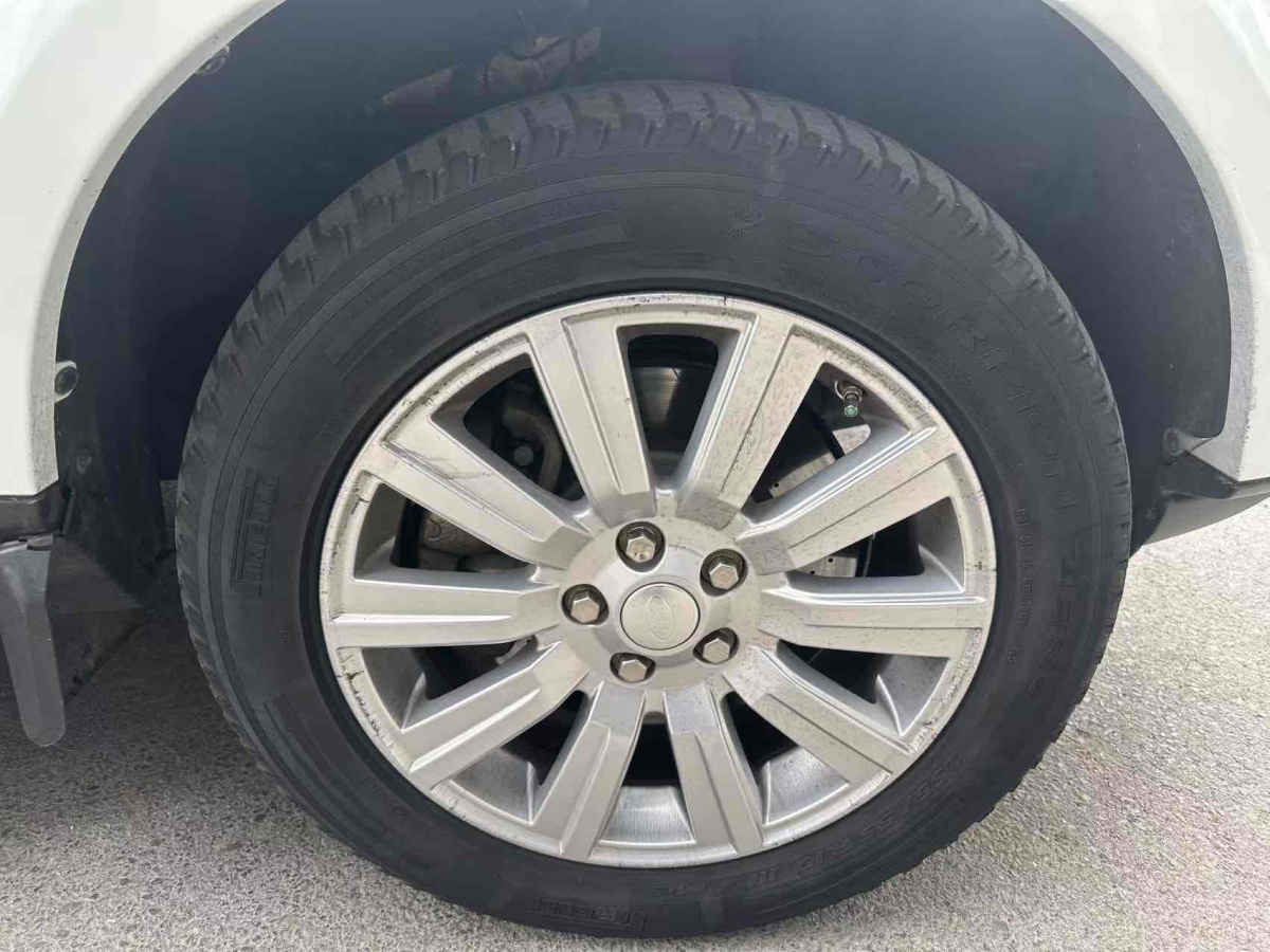 路虎 發(fā)現(xiàn)  2015款 3.0 SDV6 HSE 柴油版圖片