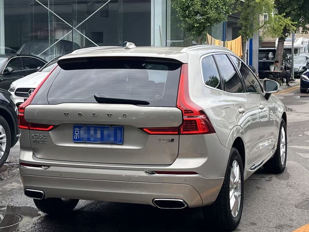 沃爾沃 XC60  2019款  T5 四驅(qū)智逸版 國VI圖片