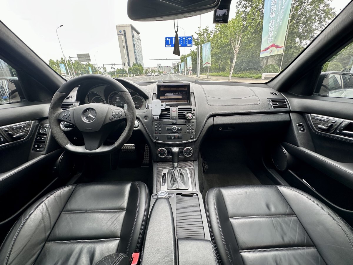 奔驰 奔驰C级AMG  2010款 AMG C 63 动感型增强版图片