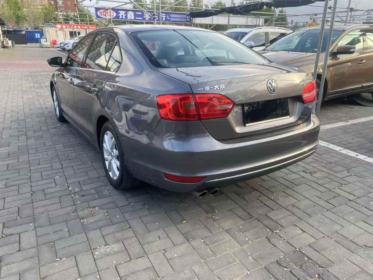 大眾 速騰  2013款 1.4TSI 藍(lán)驅(qū)版圖片