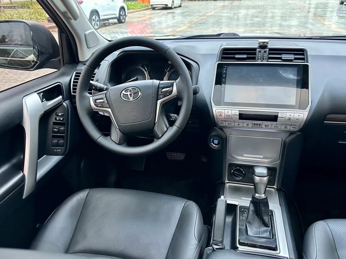 2018年09月丰田 普拉多  2018款 3.5L 自动TX-L后挂备胎