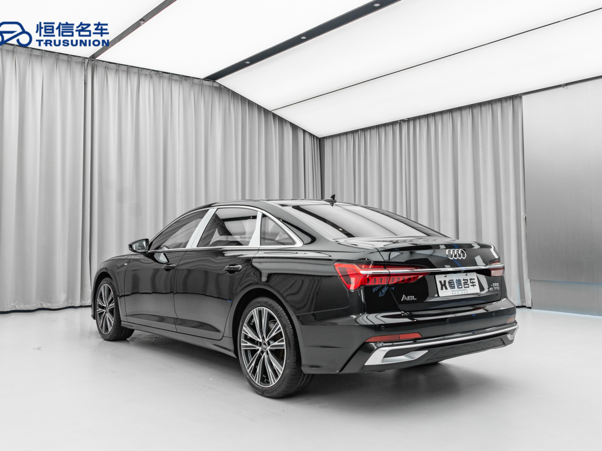 奧迪 奧迪A6L  2023款 改款 45 TFSI 臻選動感型圖片