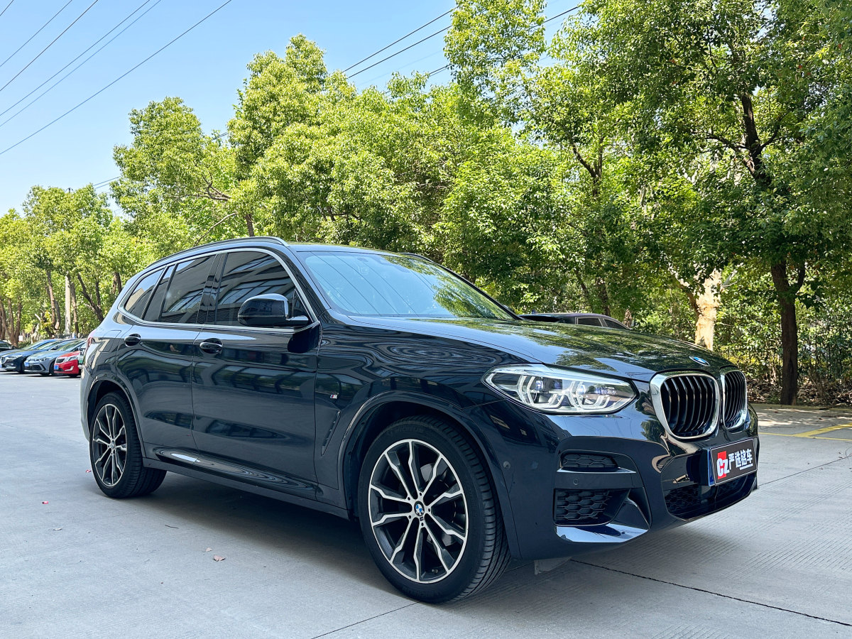 寶馬 寶馬X3  2021款 改款 xDrive30i 領(lǐng)先型 M運(yùn)動(dòng)套裝圖片