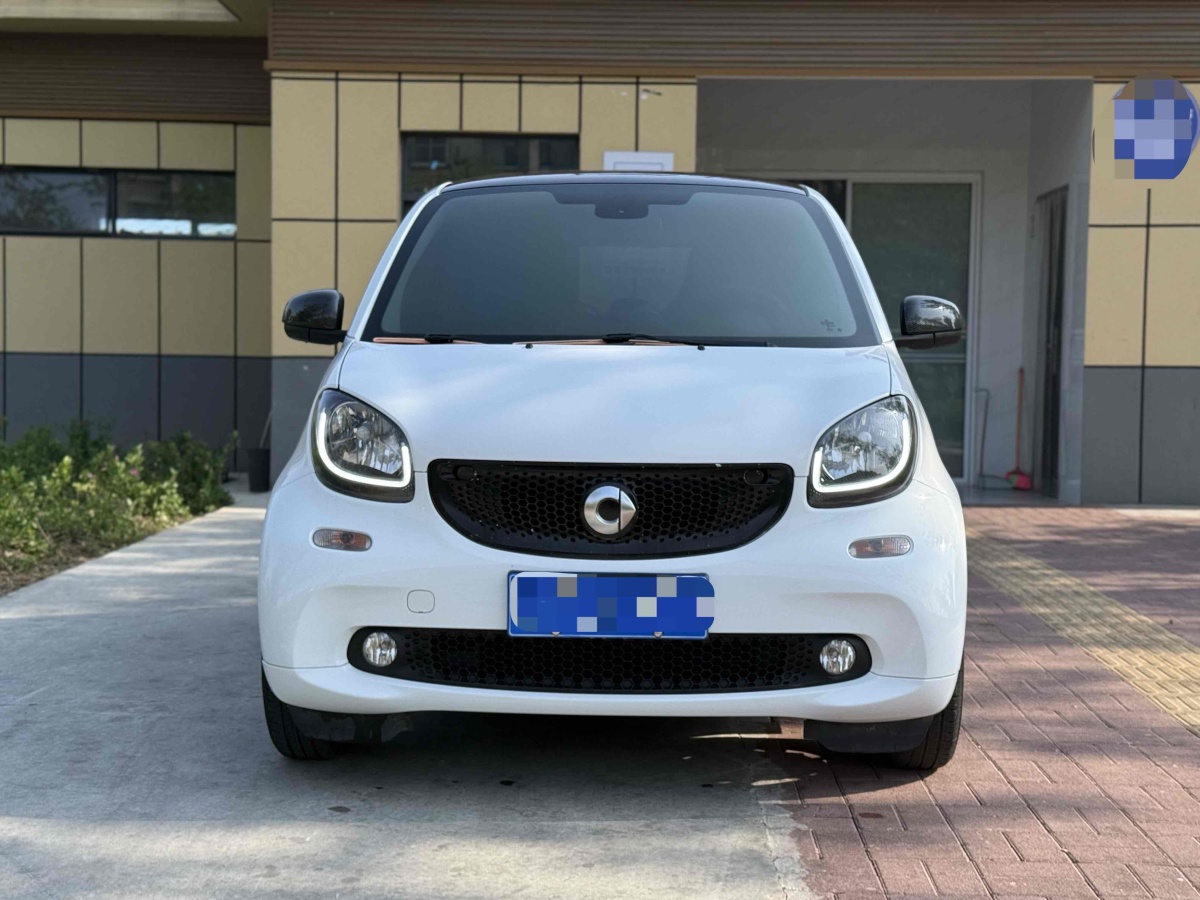 smart fortwo  2017款 1.0L 52千瓦新聲特別版圖片