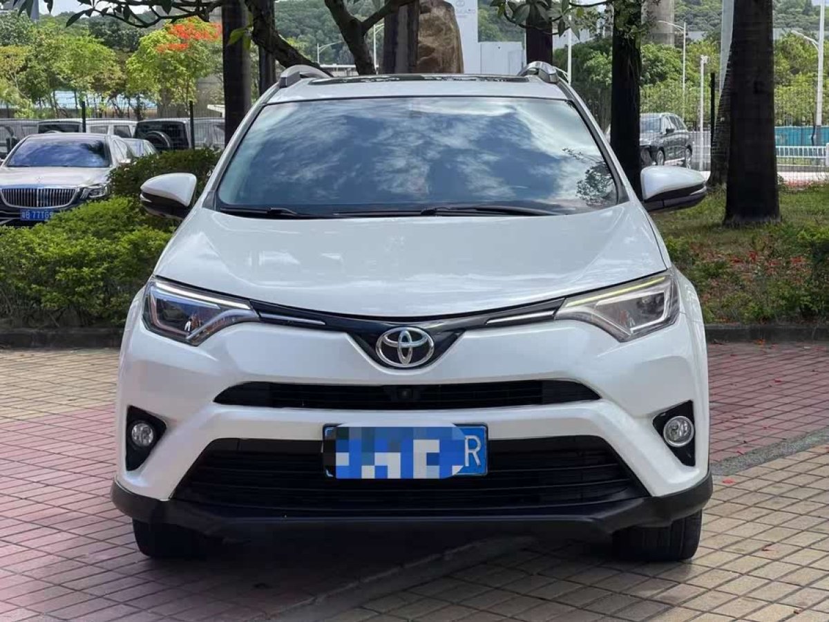 豐田 RAV4榮放  2016款 2.5L 自動四驅(qū)精英版圖片
