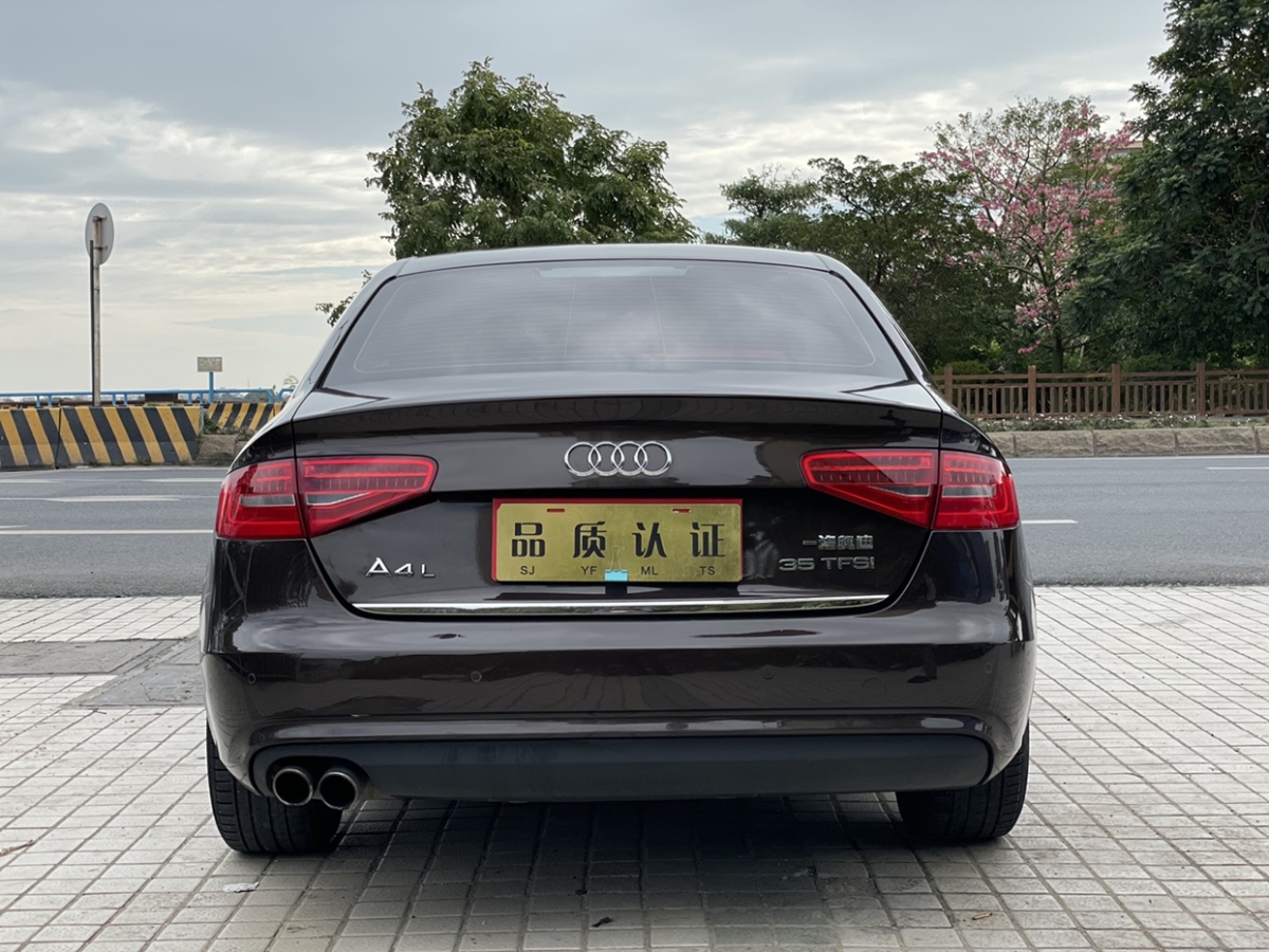 奧迪 奧迪a4l 2015款 35 tfsi 自動標準型圖片