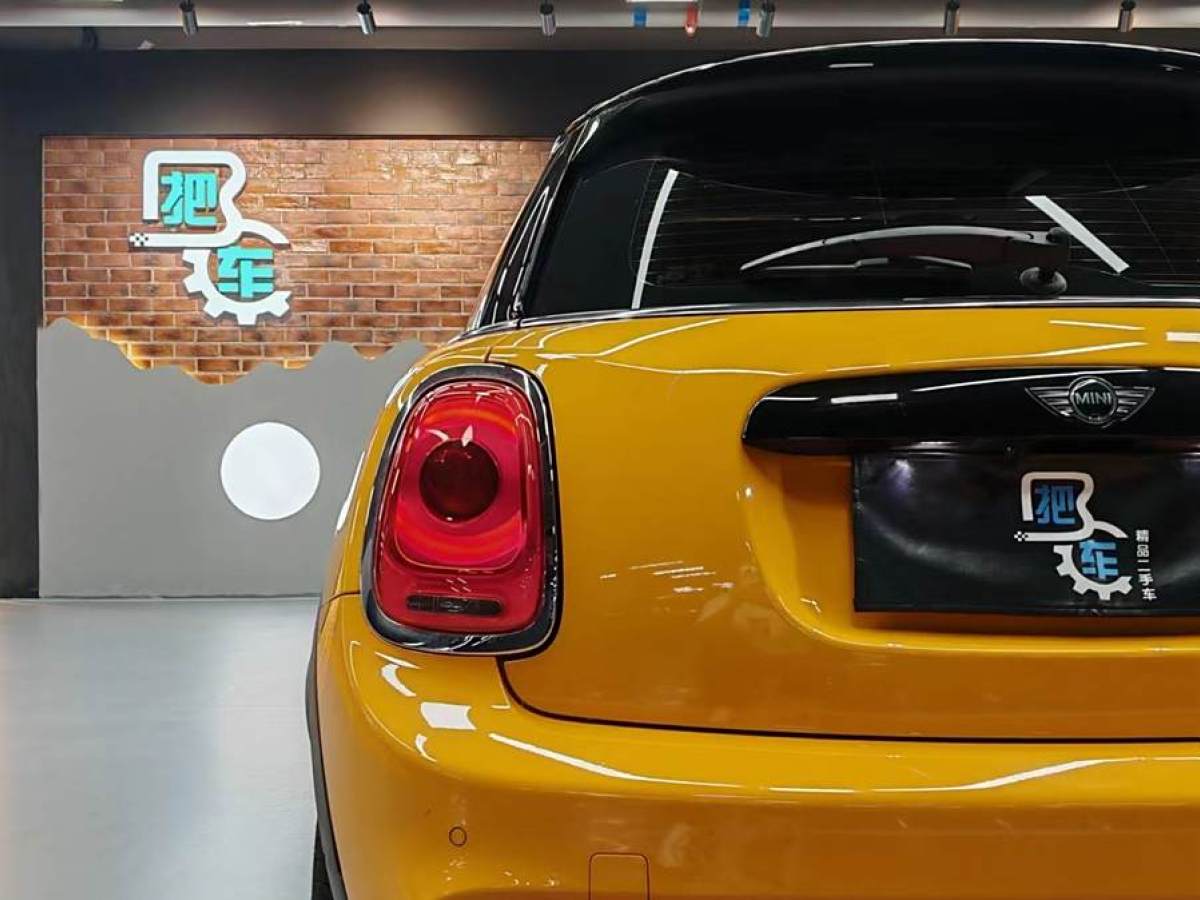 MINI MINI  2015款 2.0T COOPER S 五門(mén)版圖片